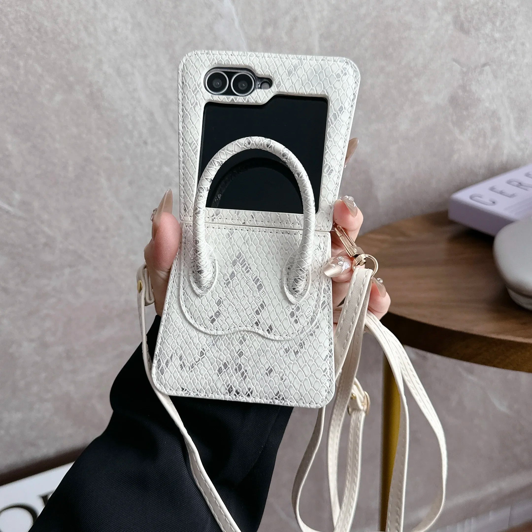 Serpentina Luxe Snake Skin Crossbody Case for Z Flip